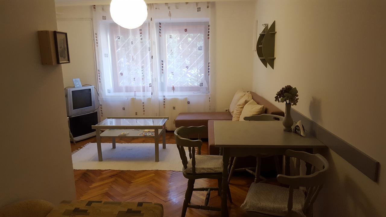 Hortenzia Apartment Сегед Экстерьер фото